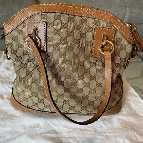 247279/204991 Gucci GG Charm Dome Bag- Beige - Picture 2 of 7